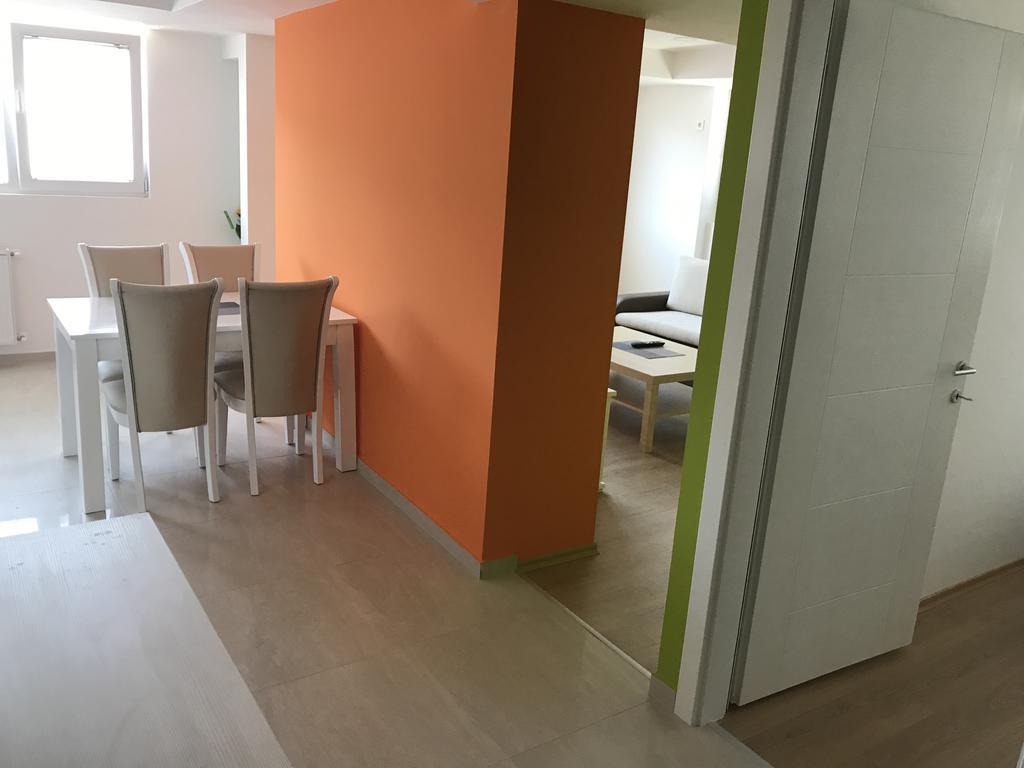 Premium 4U - City Center 50M2 - Skopje Ngoại thất bức ảnh